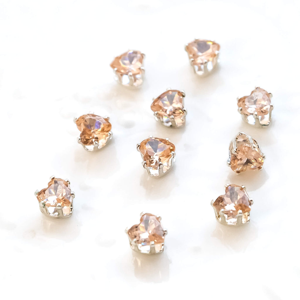 Heart Claw Inlaid With Diamonds 4mm（50pcs）