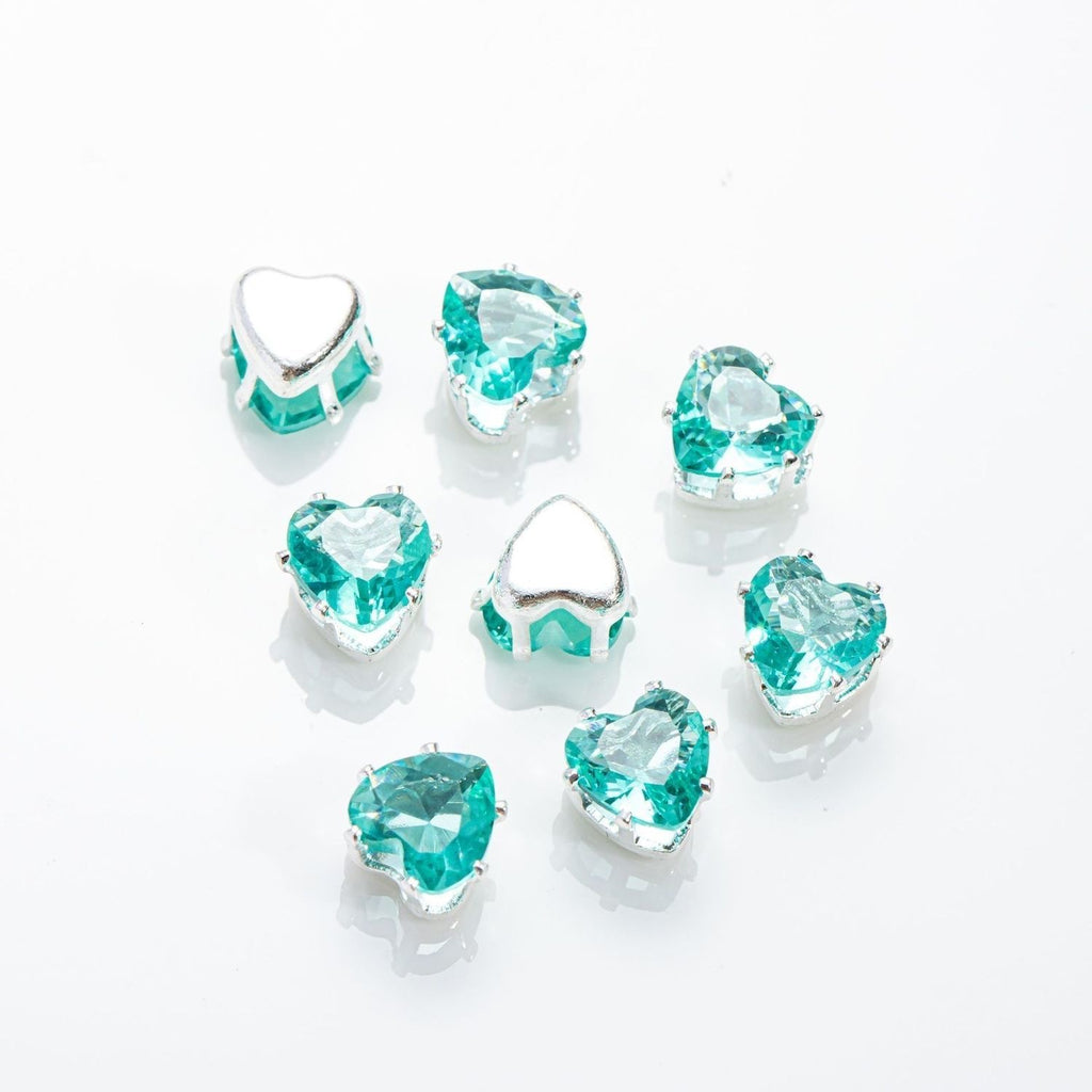 Heart claw inlaid with diamonds 5mm（30pcs）